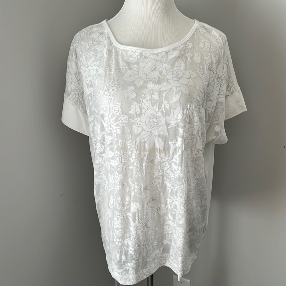 Gap large short sleeve shirt